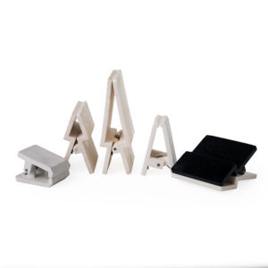 Pinza para clasificar cátodos de cobre